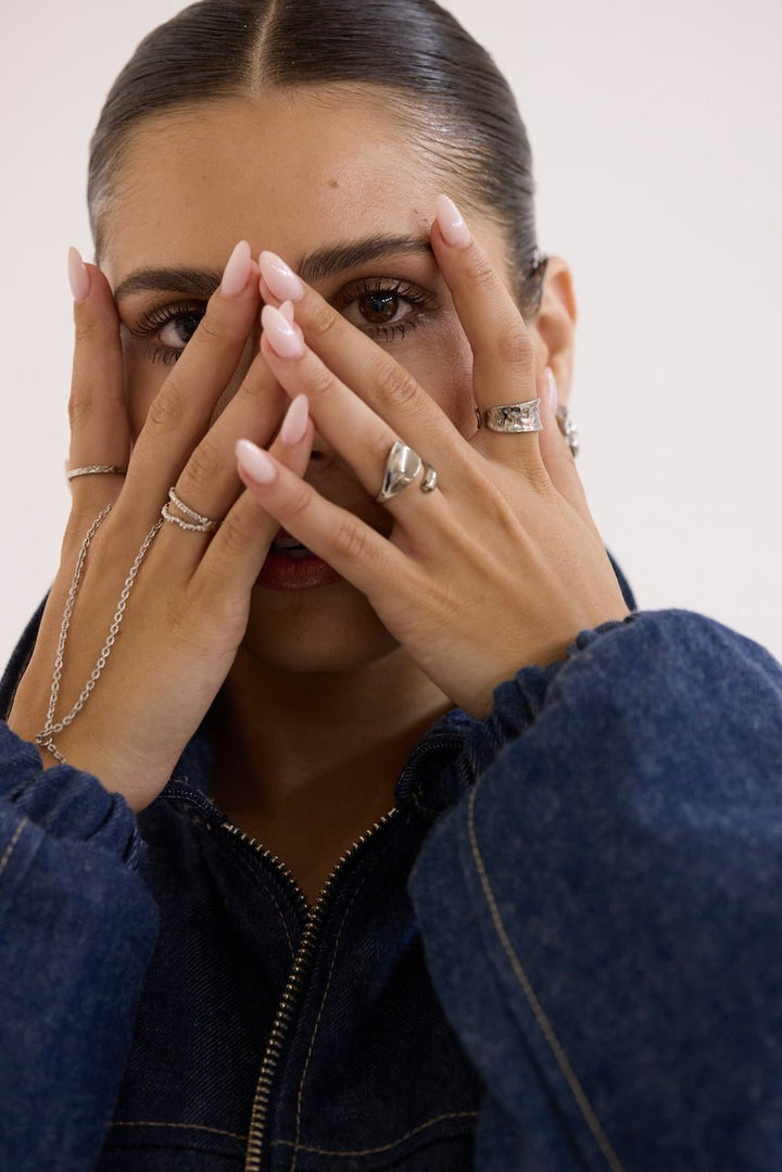 Dani Hand Chain - inhvn